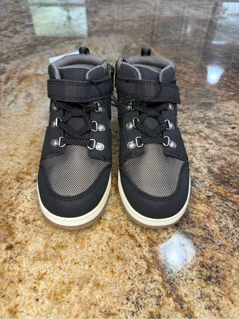 Cat & Jack sturdy high